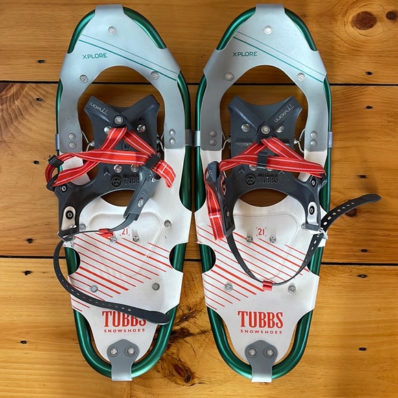 Snowshoes, Tubbs, Women's Xplore, 21”, Like New, Aluminum Frame - Picture 1 of 8